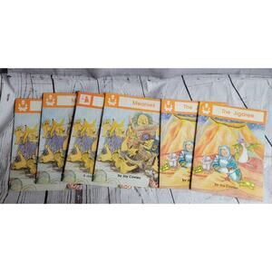 Lot 6 Story Box Read Together Level 1 books 4 Meanies 2 Jigaree